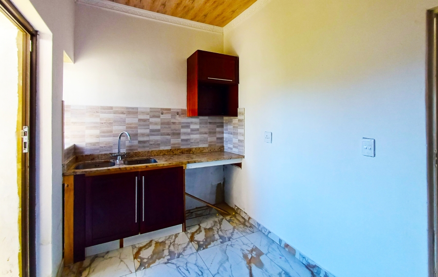 4 Bedroom Property for Sale in Palmiet Western Cape